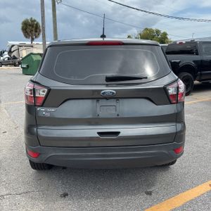 FORD ESCAPE S - 7