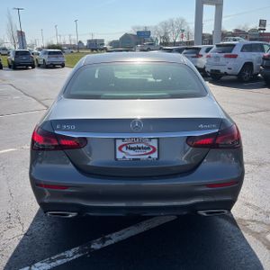 MERCEDES-BENZ E-CLASS - 7