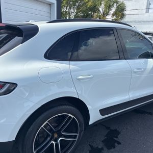 PORSCHE MACAN BASE - 9