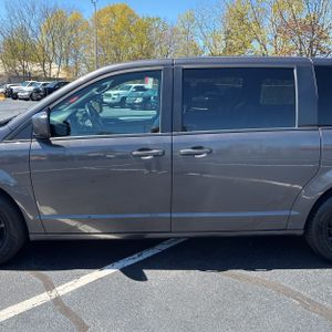 DODGE GRAND CARAVAN - 4