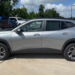 2025 Chevrolet TRAX LT 照片 4