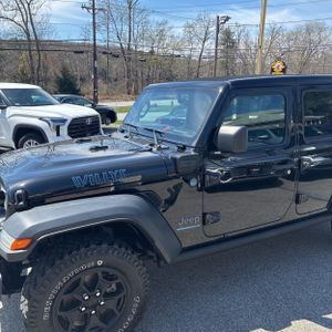 JEEP WRANGLER WILLYS 4XE - 2