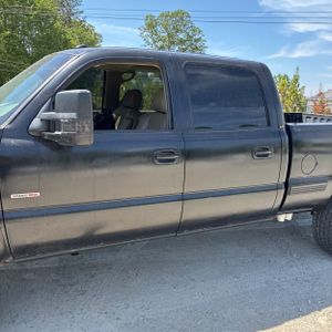 CHEVROLET SILVERADO - 4