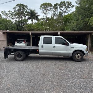 FORD F-350 SUPER DUTY LARIAT - 10
