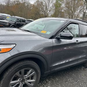 FORD EXPLORER XLT - 2