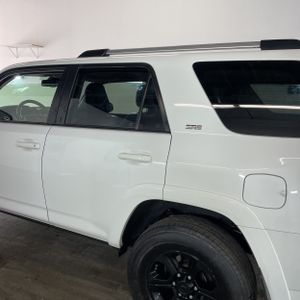 TOYOTA 4RUNNER - 6
