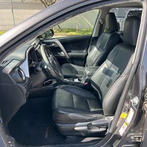 2017 Toyota RAV4 XLE 缩略图 32