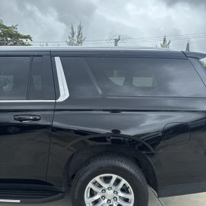 CHEVROLET SUBURBAN LT - 6