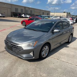 صورة 1 لـ 2019 Hyundai ELANTRA SEL