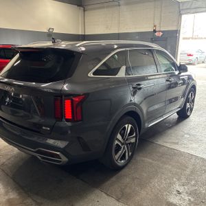 KIA SORENTO HYBRID EX - 8