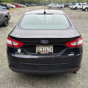 FORD FUSION SE - 6
