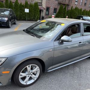 AUDI A4 2.0T TECH PREMIUM - 2