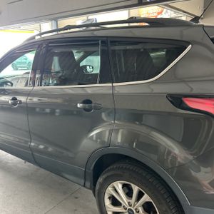 2018 FORD ESCAPE SE — фото 5