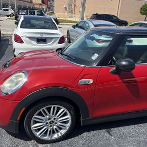 صورة 2 لـ 2015 MINI HARDTOP 2 DOOR COOPER S