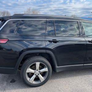 JEEP GRAND CHEROKEE L LIMITED - 9