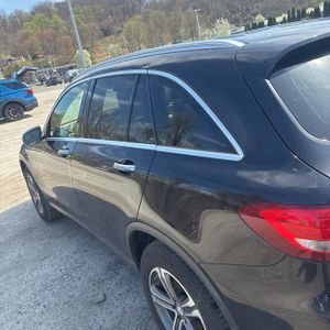 MERCEDES-BENZ GLC - 6