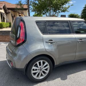 KIA SOUL + - 8