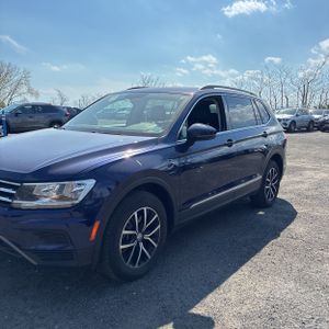 VOLKSWAGEN TIGUAN SE 4MOTION - 2
