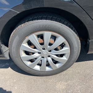 2012 Toyota COROLLA LE — миниатюра 19