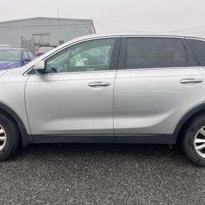 KIA SORENTO LX - 4