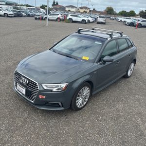 AUDI A3 E-TRON 1.4T PREMIUM - 1