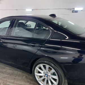 BMW 320I XDRIVE - 6