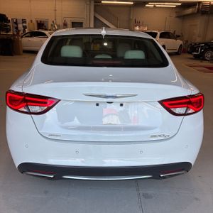 2016 Chrysler 200 C — фото 7