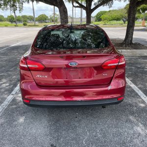 FORD FOCUS SE - 7