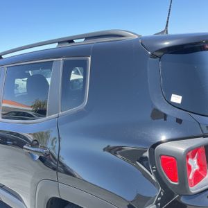 2019 JEEP RENEGADE LATITUDE — фото 6