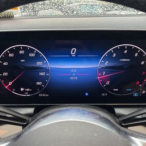 2025 Mercedes-BENZ GLC — миниатюра 39