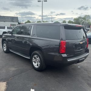 CHEVROLET SUBURBAN LTZ - 4