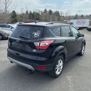 FORD ESCAPE SE - 8