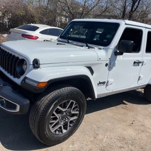 JEEP WRANGLER 4-DOOR SAHARA 4X4 - 2