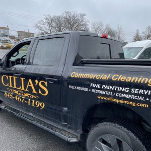 FORD F-150 LIGHTNING LARIAT - 6