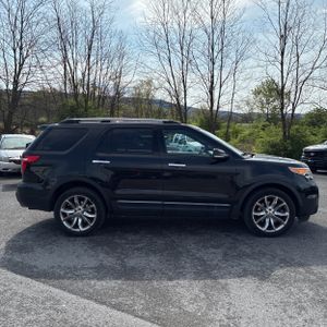 FORD EXPLORER XLT - 10