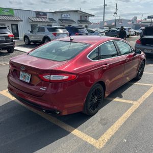 FORD FUSION SE - 8