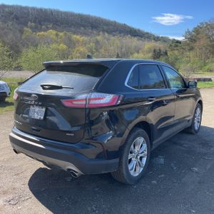 FORD EDGE TITANIUM - 8