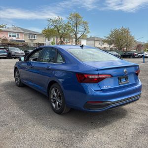 VOLKSWAGEN JETTA SE - 6