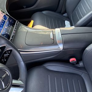 2025 Mercedes-BENZ GLC thumbnail 39