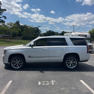 2017 Cadillac ESCALADE PREMIUM LUXURY — фото 3
