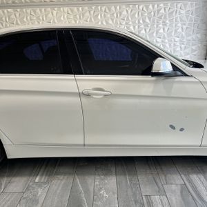 صورة 9 لـ 2017 BMW 3 SERIES 330I