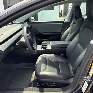 صورة مصغرة 31 لـ 2025 Tesla MODEL 3 LONG RANGE