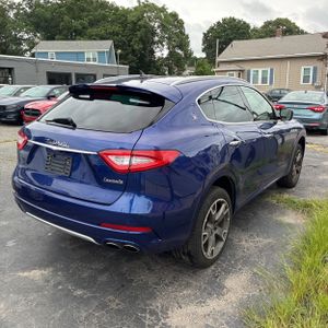 2017 Maserati LEVANTE S 照片 8