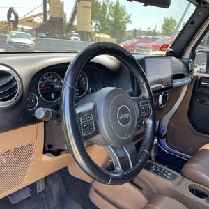 2012 JEEP WRANGLER UNLIMITED SAHARA — миниатюра 35