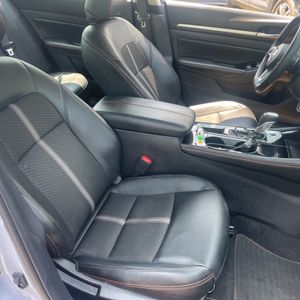 صورة مصغرة 33 لـ 2025 Nissan ALTIMA SR