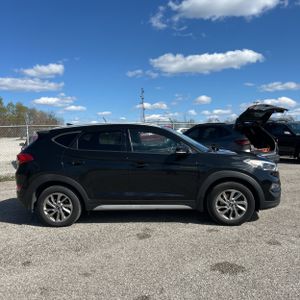 HYUNDAI TUCSON SEL PLUS - 10