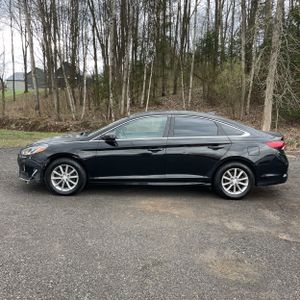 HYUNDAI SONATA SE - 3