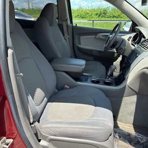 صورة مصغرة 33 لـ 2010 Chevrolet TRAVERSE LT
