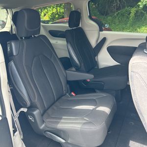 2022 Chrysler VOYAGER LX 缩略图 34