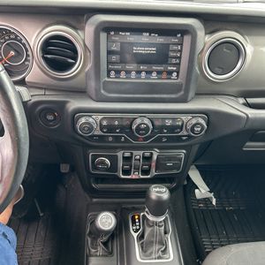 2018 JEEP WRANGLER UNLIMITED SAHARA 缩略图 37
